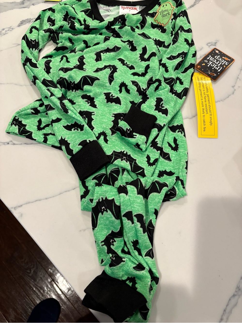 Glow in the Dark Bat Print Pajama Set - Green & Black